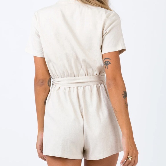 Princess Polly Turin playsuit / romper one piece beige removable belt - Picture 3 of 8